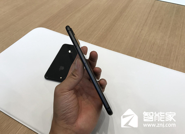 iPhone8Plus和iPhone7Plus哪个好_苹果iPhone8Plus对比7Plus区别评测