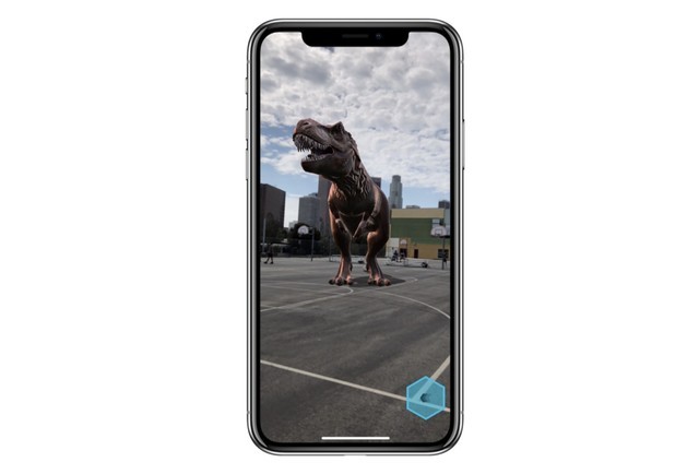 华为mate10保时捷版和iPhoneX哪个好_mate10保时捷版和iPhoneX区别对比评测
