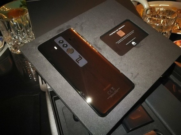 华为Mate10保时捷设计和普通版有什么区别 华为Mate10各版本区别对比评测