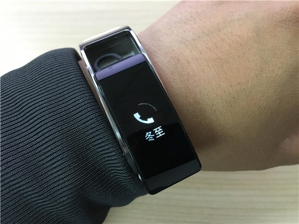 华为Talkband B3手环