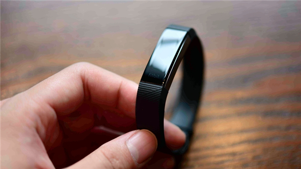 Fitbit Alta HR智能手环