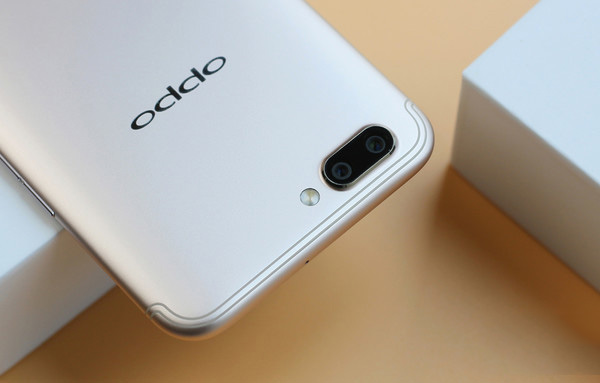 oppo r11s plus和r11一样吗 oppor11splus和R11区别对比评测