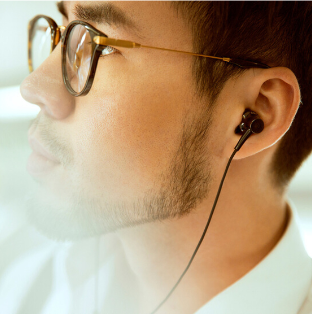 小米降噪耳机图片