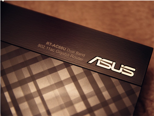 华硕RT-AC68U路由器开箱评测