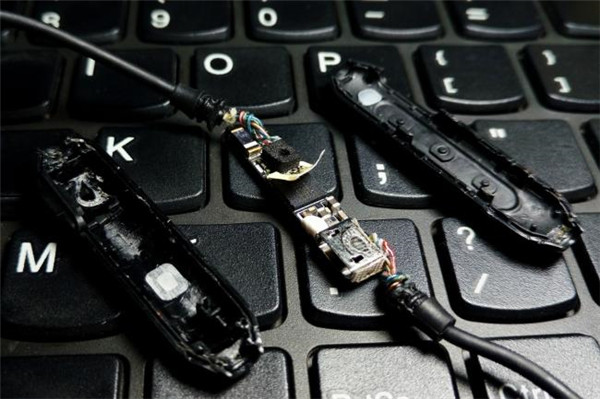 1more ibfree耳机拆解