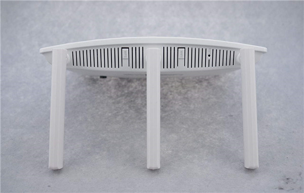 腾达AC15路由器拆机