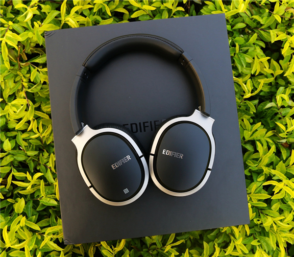 漫步者W830BT蓝牙耳机开箱评测