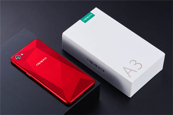 荣耀10和oppoa3哪个好